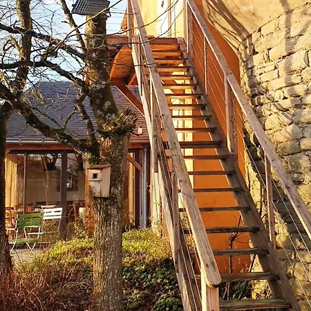בית נופש La Tour Du Moulin *